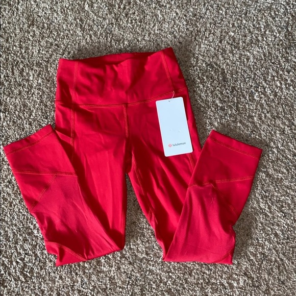Lululemon pace rival high-rise crop 22” - Picture 8 of 9